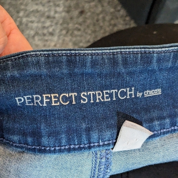 Chico's Perfect Stretch Pull On Skinny Jeans Sz 1.5/10 - Picture 6 of 9
